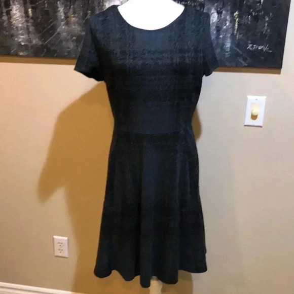 Betsey Johnson Retro Styling Green and Black Plaid Fit and Flare Dress-12 - Picture 1 of 10